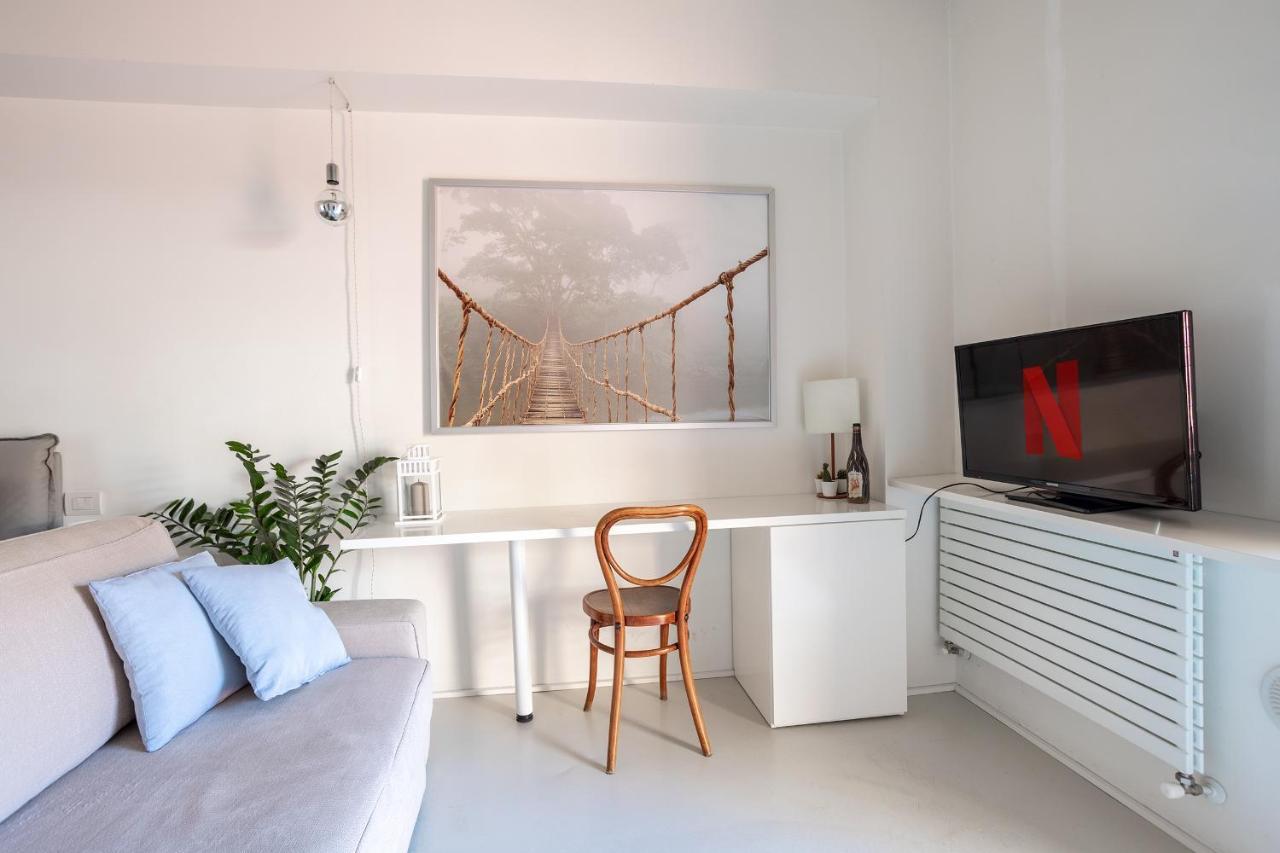 Design Loft Walking Distance Brera-Duomo With Wifi+Netflix Apartamento Milão Exterior foto